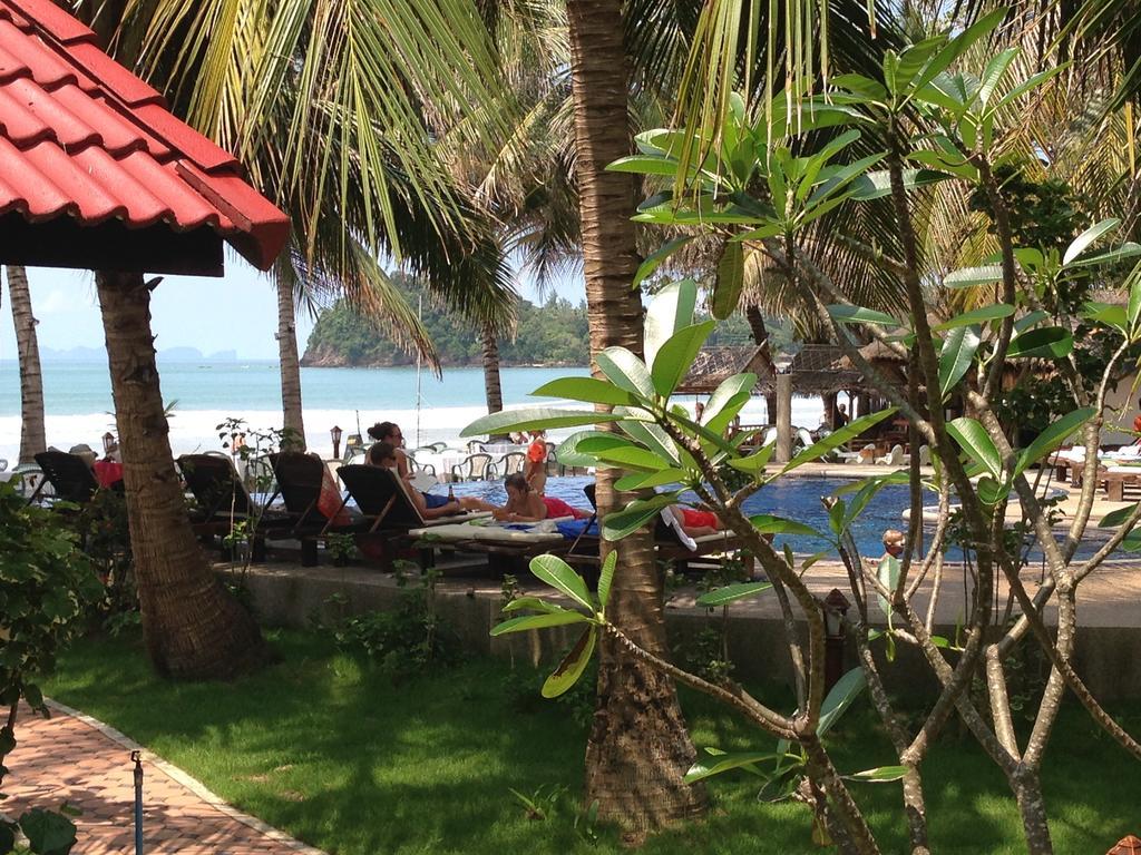 Noble House Beach Resort Ko Lanta Exterior foto